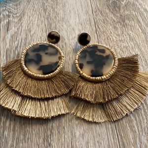 💗💗Gorgeous Leopard and Tan Earrings! Like NEW!